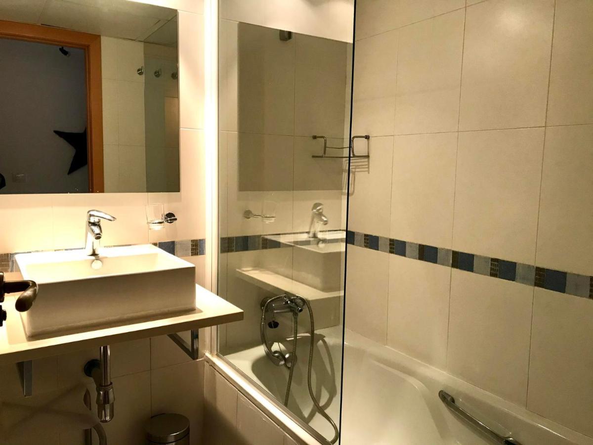 Apartamento en edificio Alba con parking y piscina 128B - INMO22 *