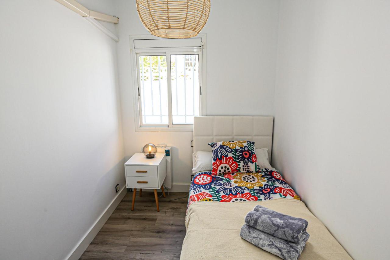 Litoral Costa Dorada - Acacias Only Families Villa