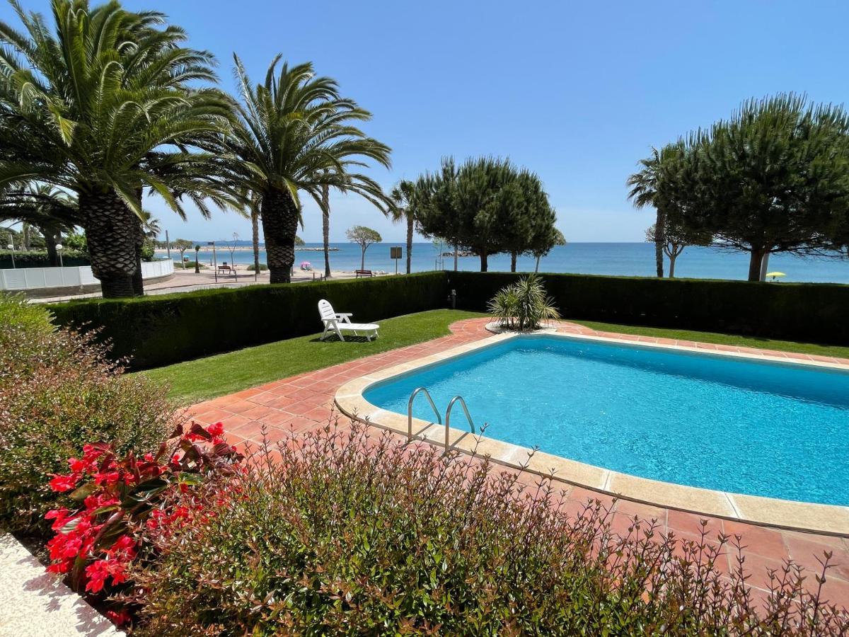 Myhost La Dorada Frente Al Mar * Cambrils
