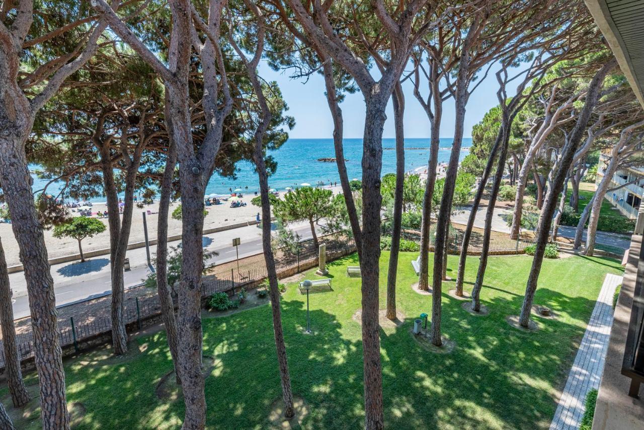 ático En Primera Línea Con Vistas, Piscina Y Parking * Cambrils
