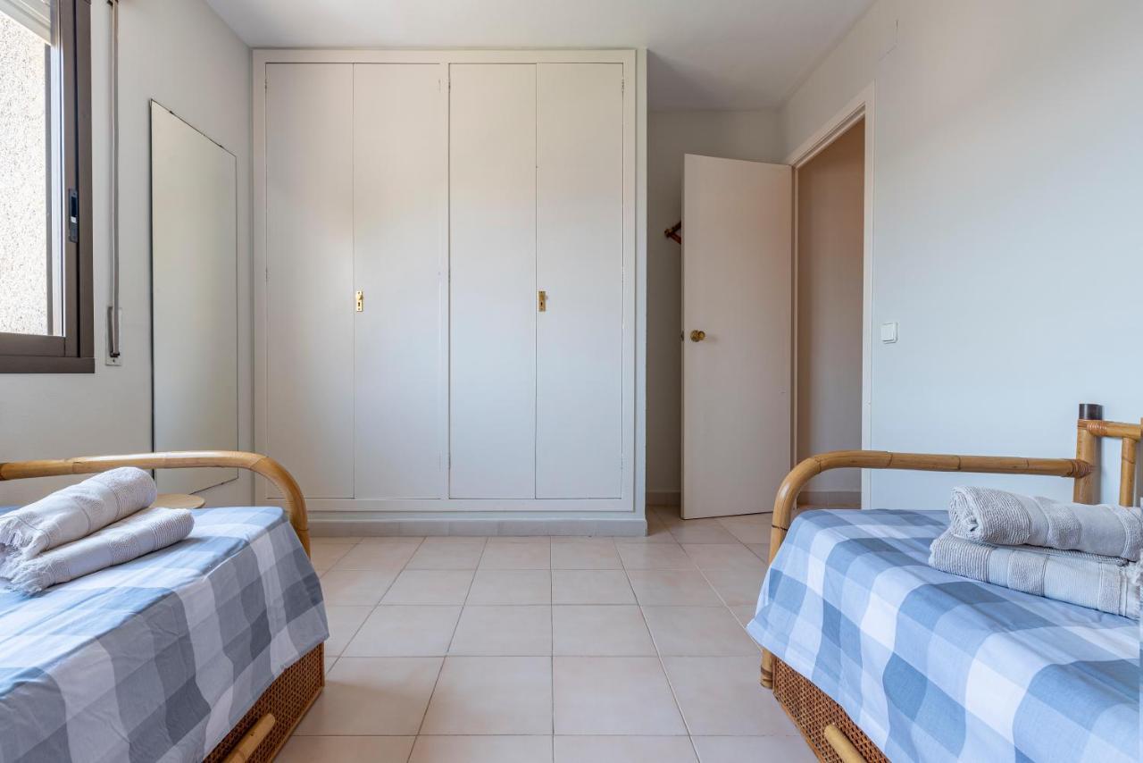Apartamento ático En Primera Línea Con Vistas, Piscina Y Parking Cambrils