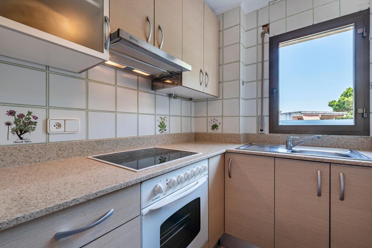 Apartamento ático En Primera Línea Con Vistas, Piscina Y Parking Cambrils