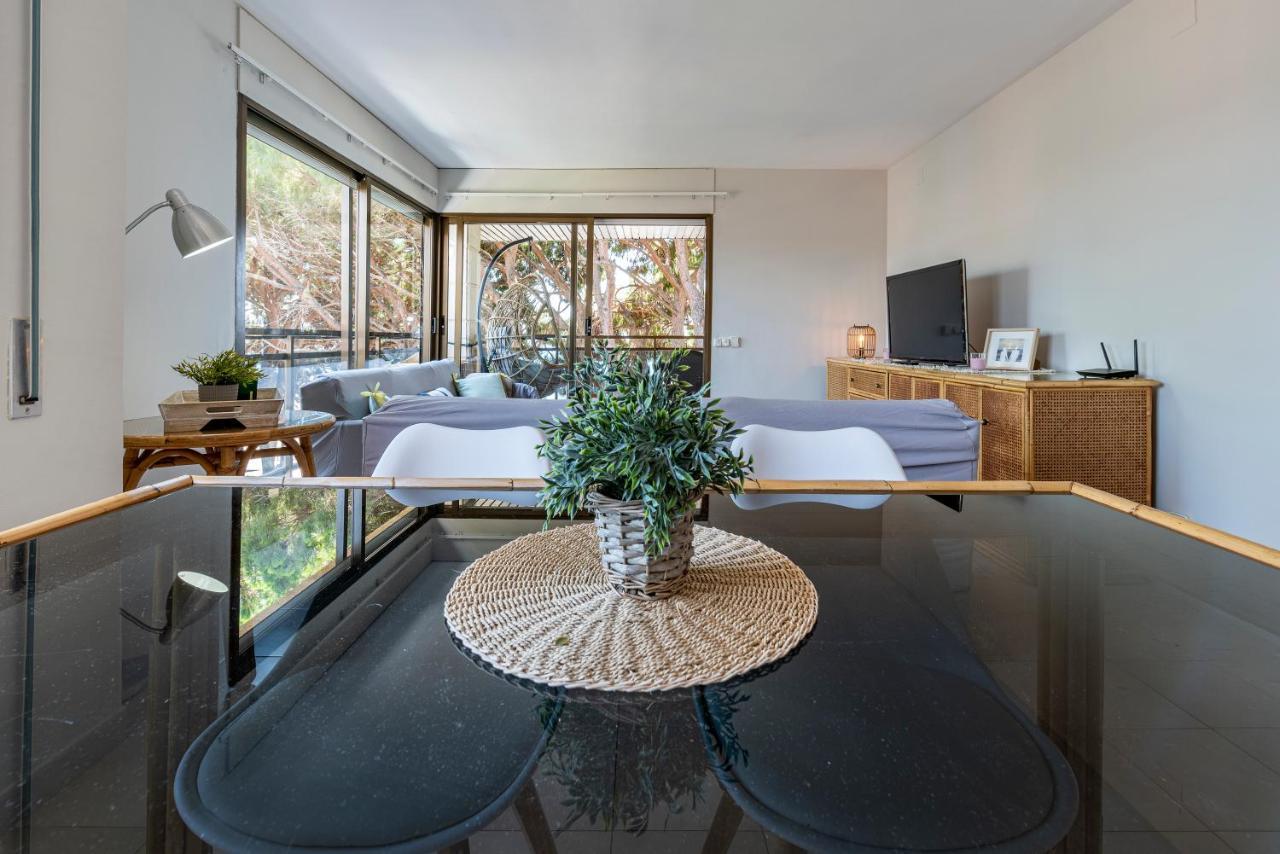 ático En Primera Línea Con Vistas, Piscina Y Parking * Cambrils