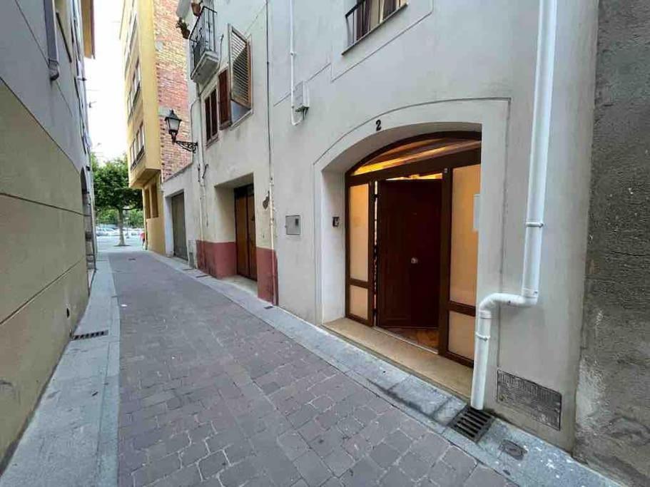 New! Renovated House With Terrace In