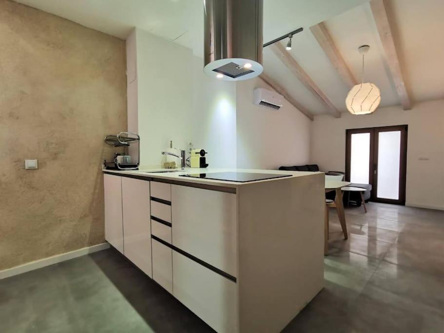Holiday home New! Renovated House With Terrace In