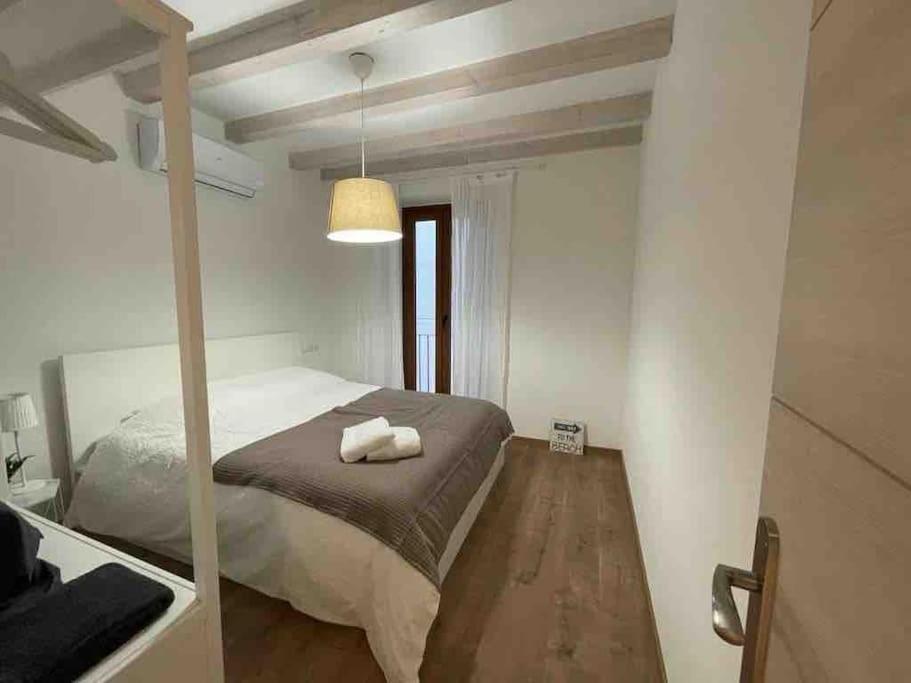 New! Renovated House With Terrace In