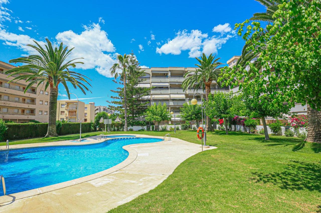 Litoral Costa Dorada - Regata Only Families Apartment *