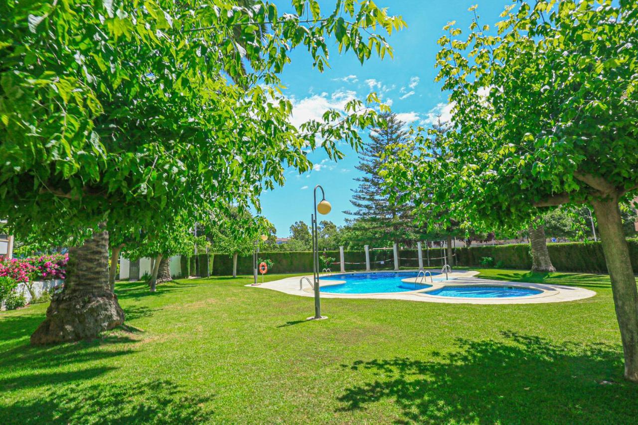 Litoral Costa Dorada - Regata Only Families *