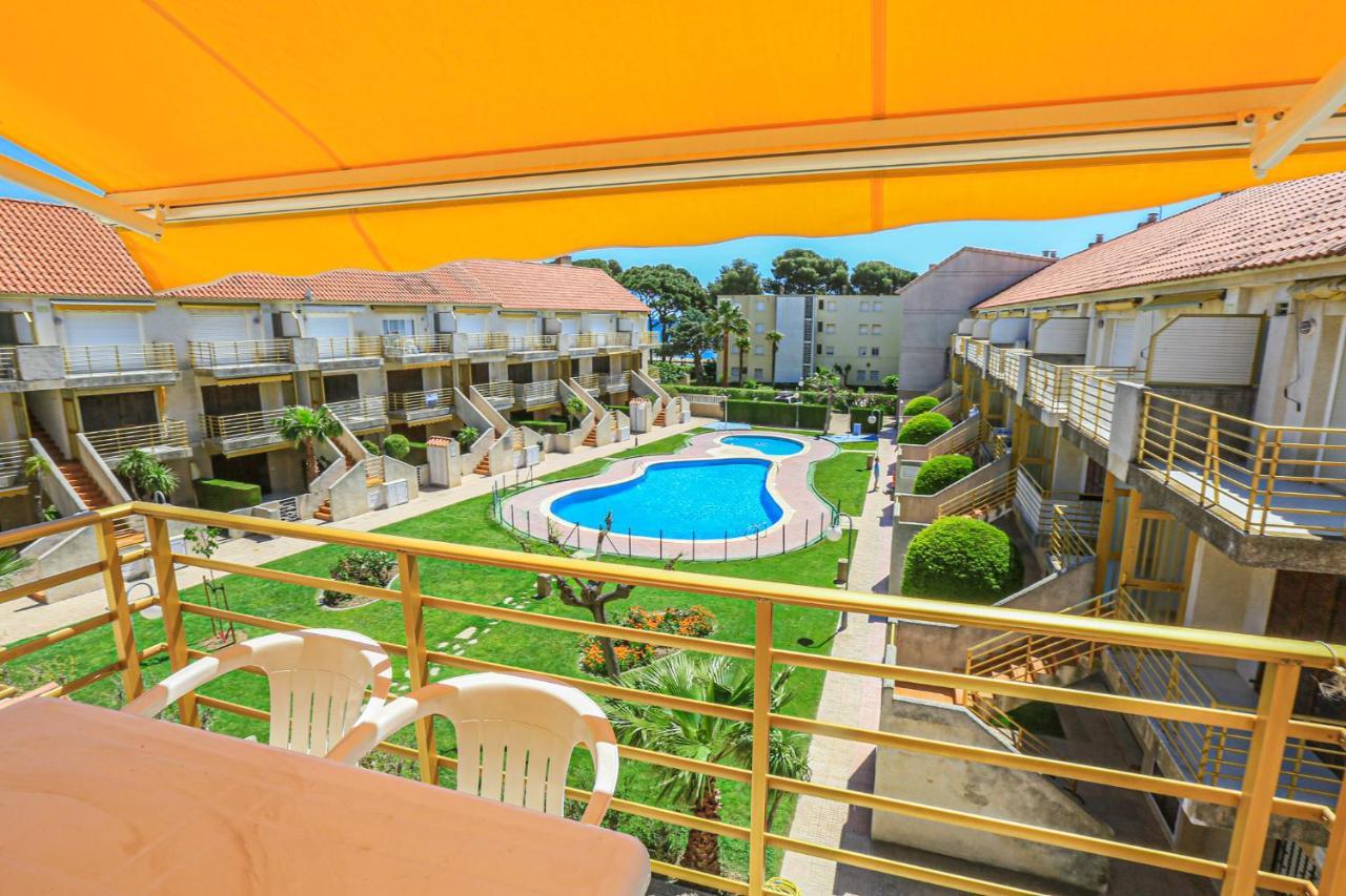 Tres Carabelas 46 Only Families Cambrils