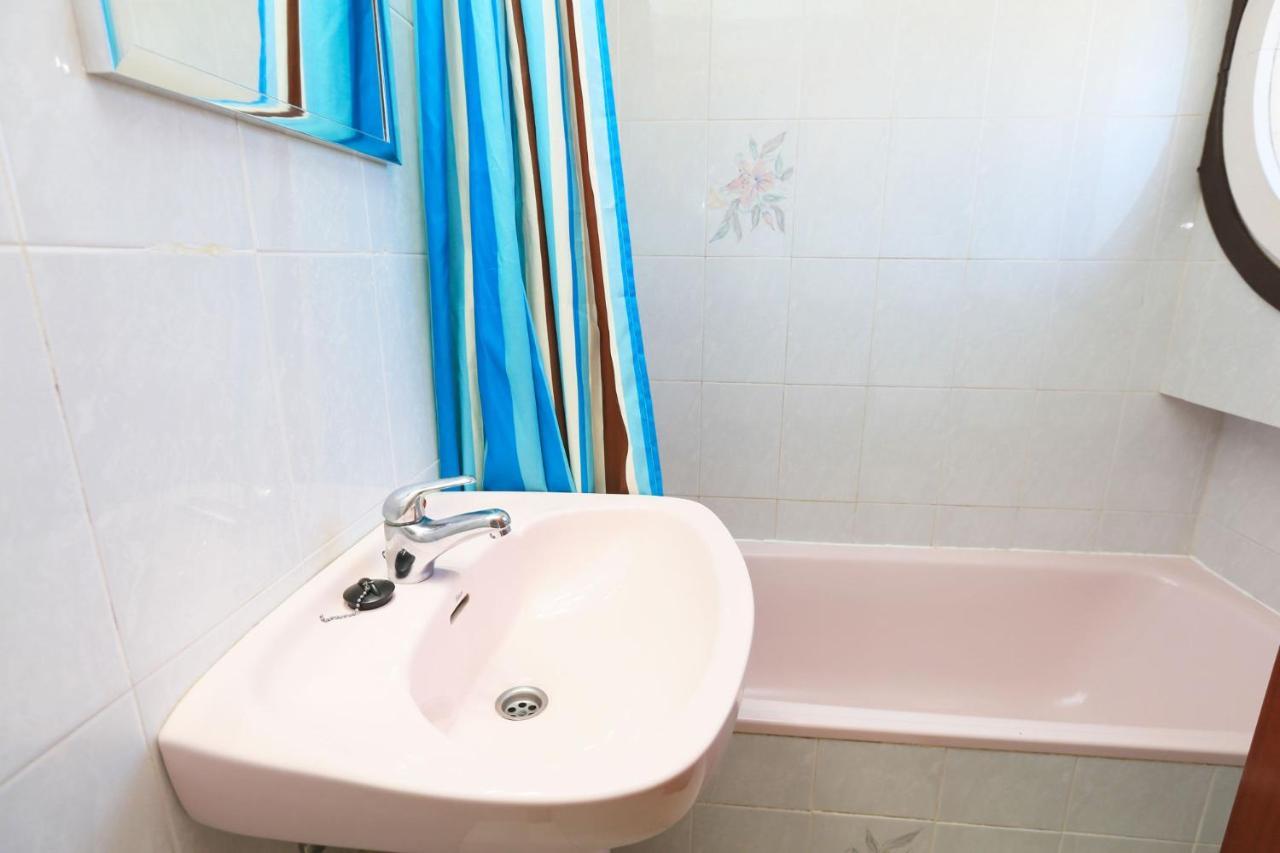 Tres Carabelas 46 Only Families Apartamento Cambrils