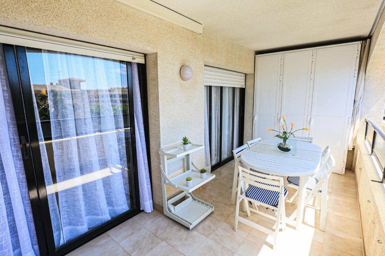 Litoral Costa Dorada - Regata Only Families Apartment *