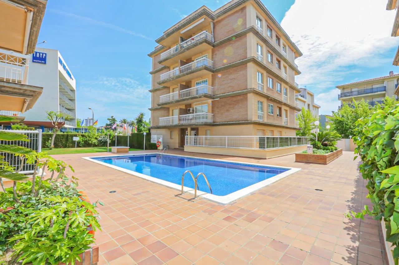 Salix - Only Families Apartment