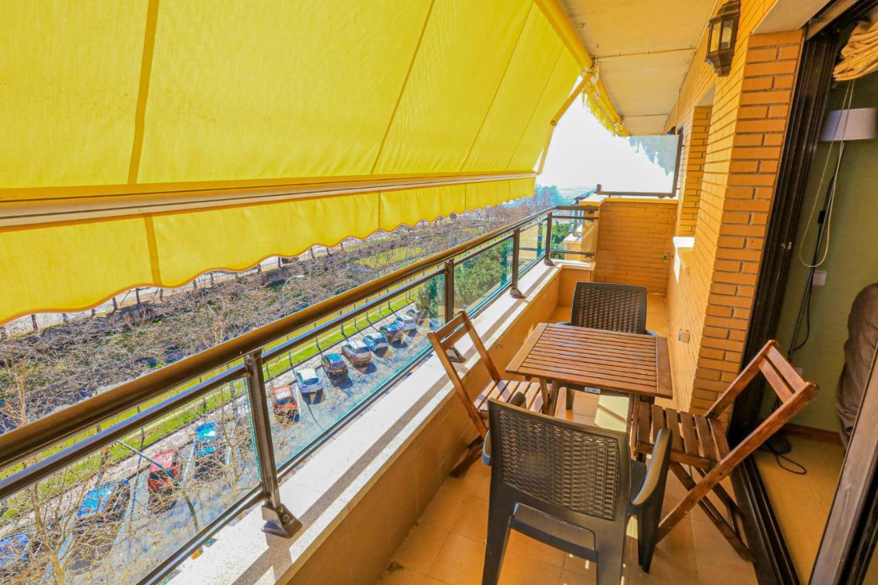 Paradis Atico - Only Families Apartment