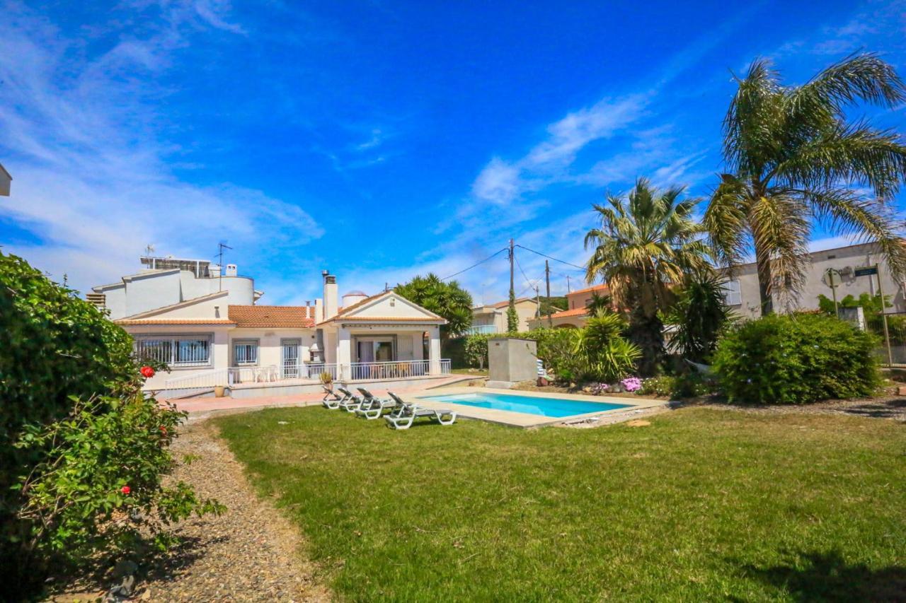 Villa Litoral Costa Dorada - Acacias Only Families