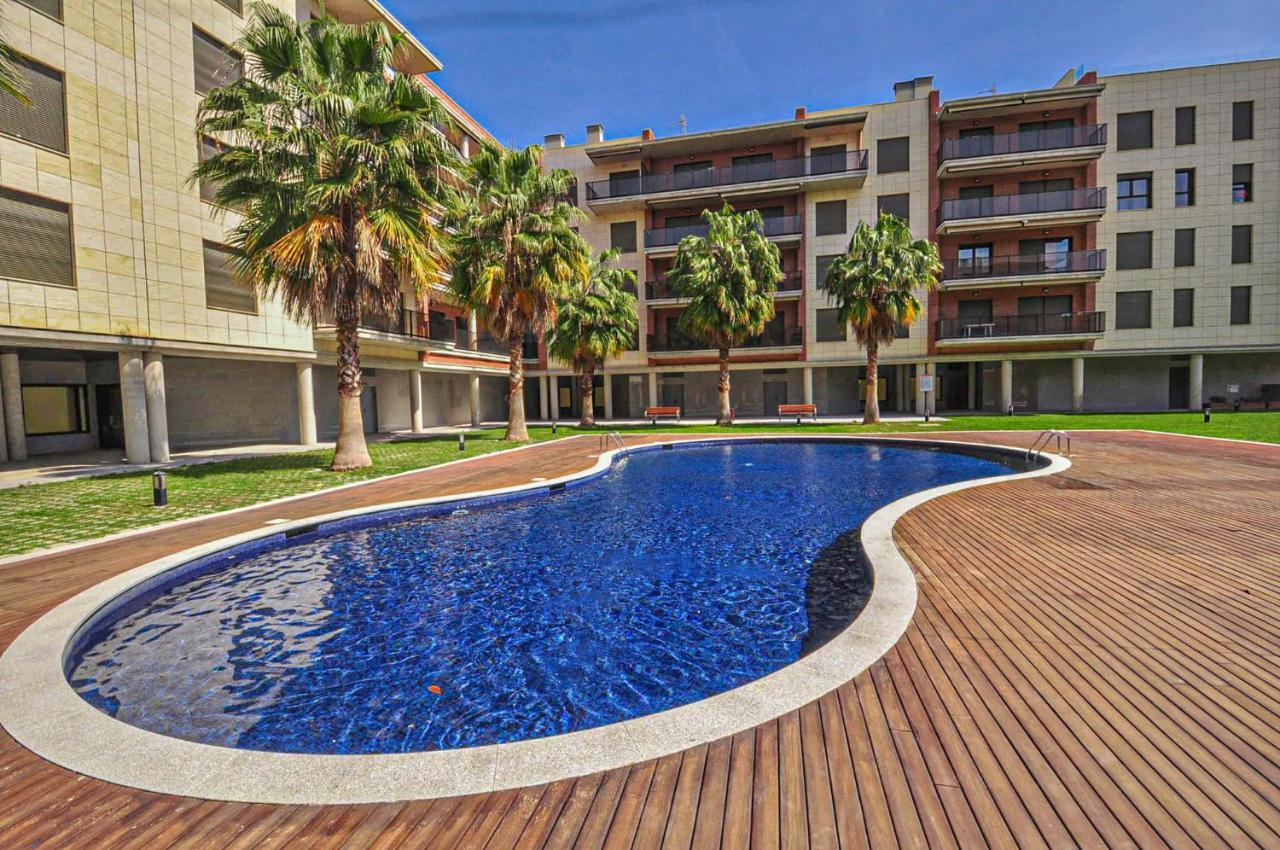 Esquirol - Only Families Apartamento *