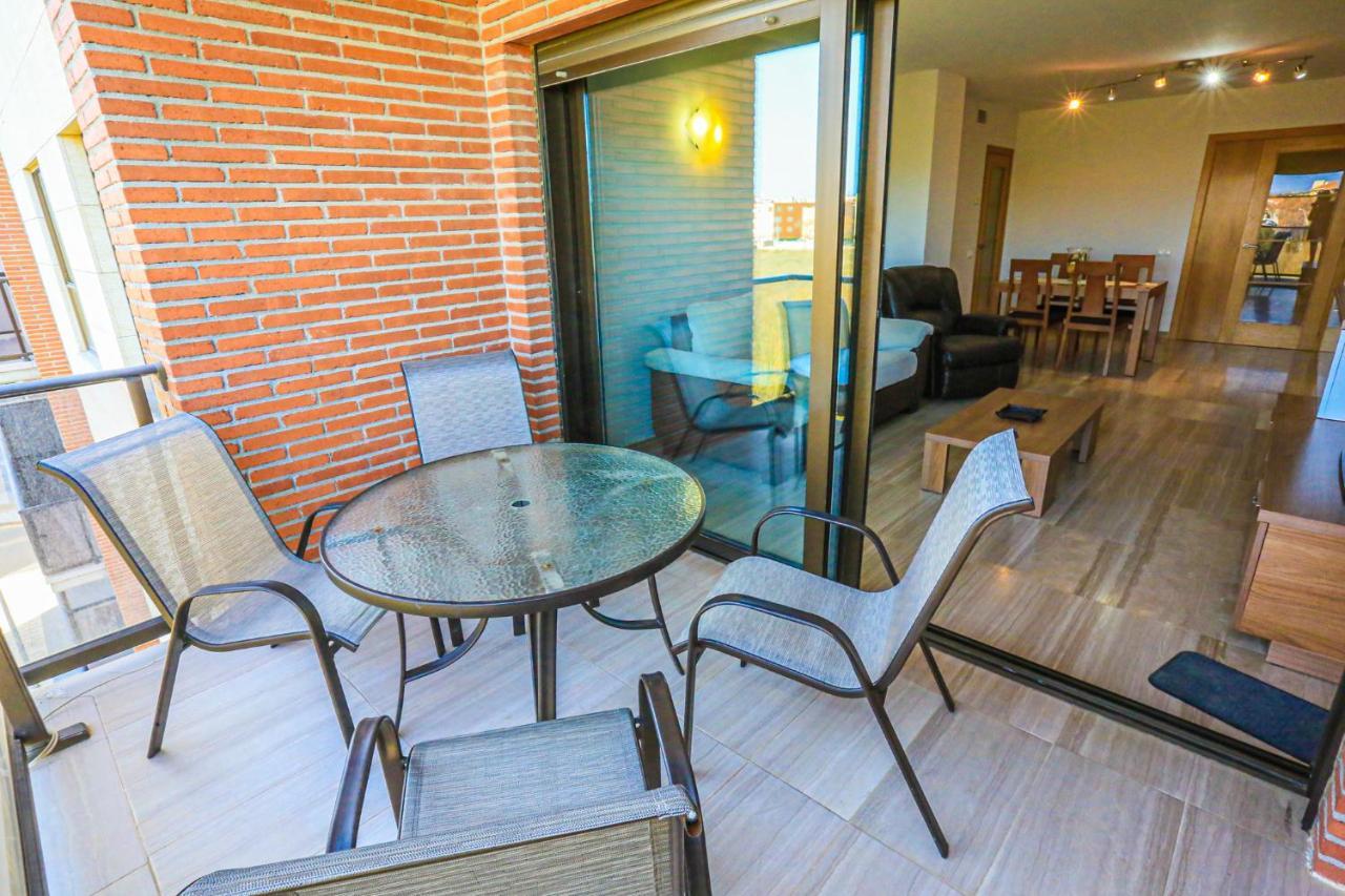 Esquirol - Only Families Apartamento