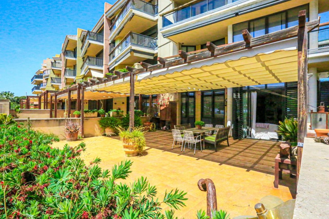 Ciutadella Only Families * Cambrils