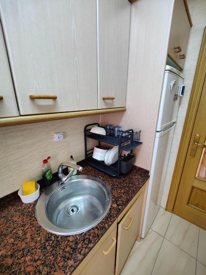 Sunny Flat With Balcony And Sea Views *
