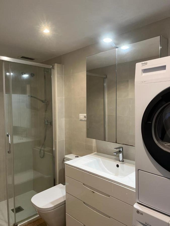 Holiday home Adosado Con Piscina 4 Habitaciones, 8 Huespedes