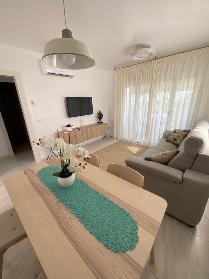 Wifi, Aire Acondicionado Y Playa A Dos Minutos A Pie Apartamento