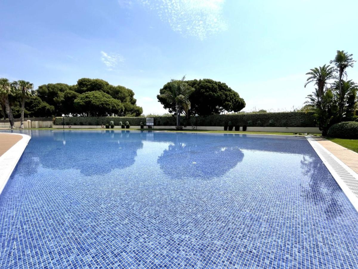 Apartment Luxurycambrils Resort&spa
