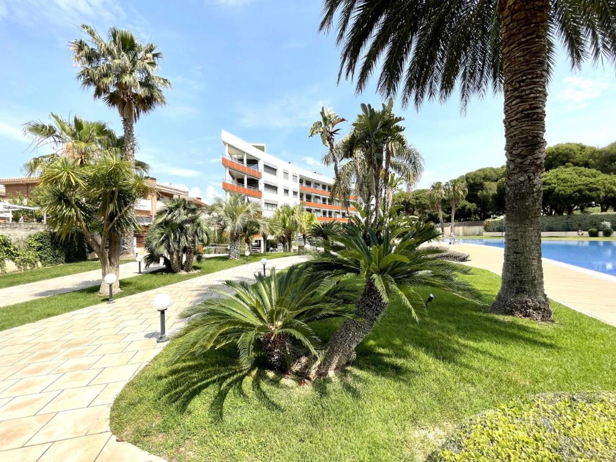 Luxurycambrils Resort&spa Apartment