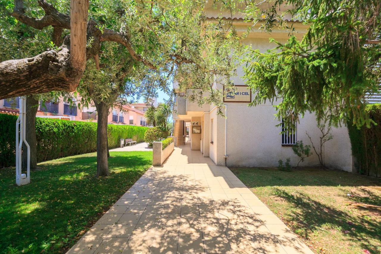 Apartment Uhc Mar I Cel Family Complex Cambrils