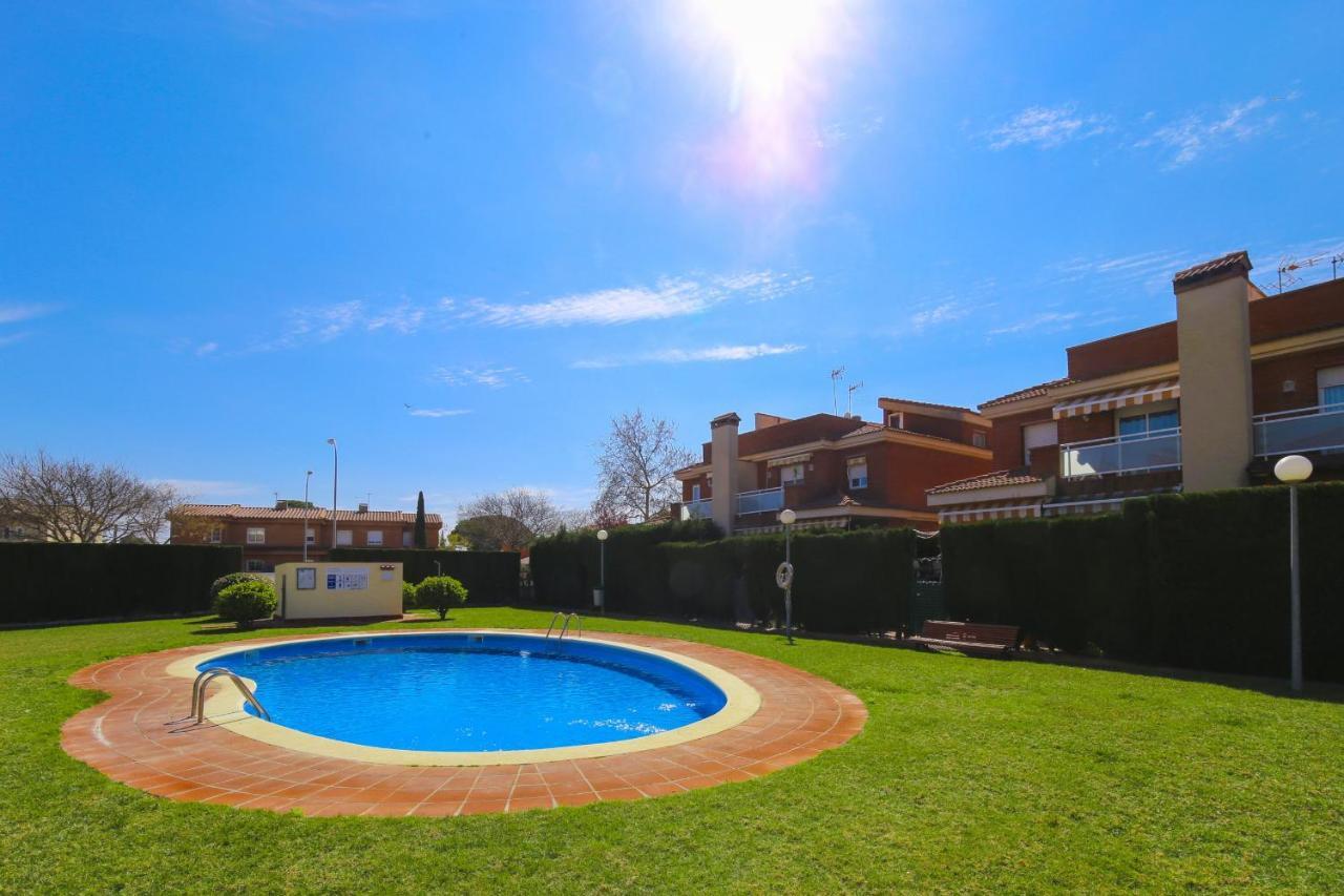 New Bruselas 1 Planetcostadorada * Cambrils