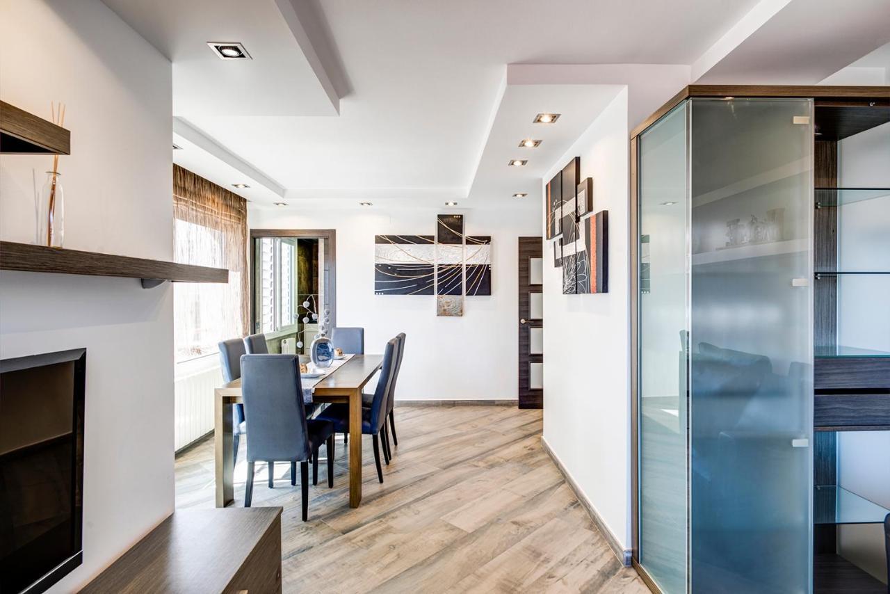 Apartment Dreams Port