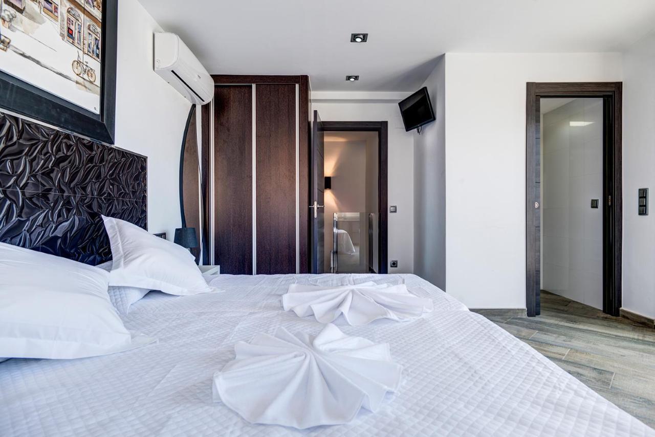 Apartment Dreams Port