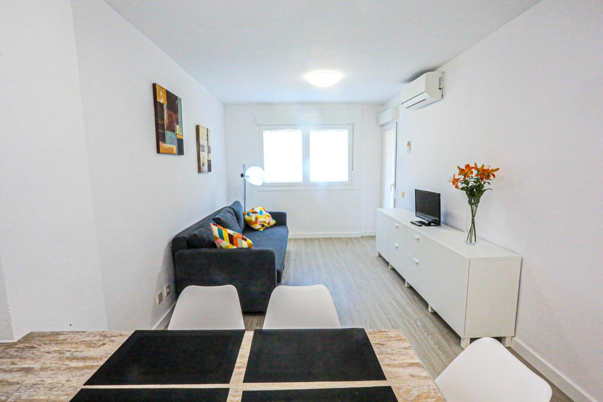Grekus Litoral - Only Families Apartment