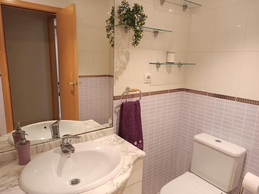 Apartamento Nuevo Con Piscina Cambrils
