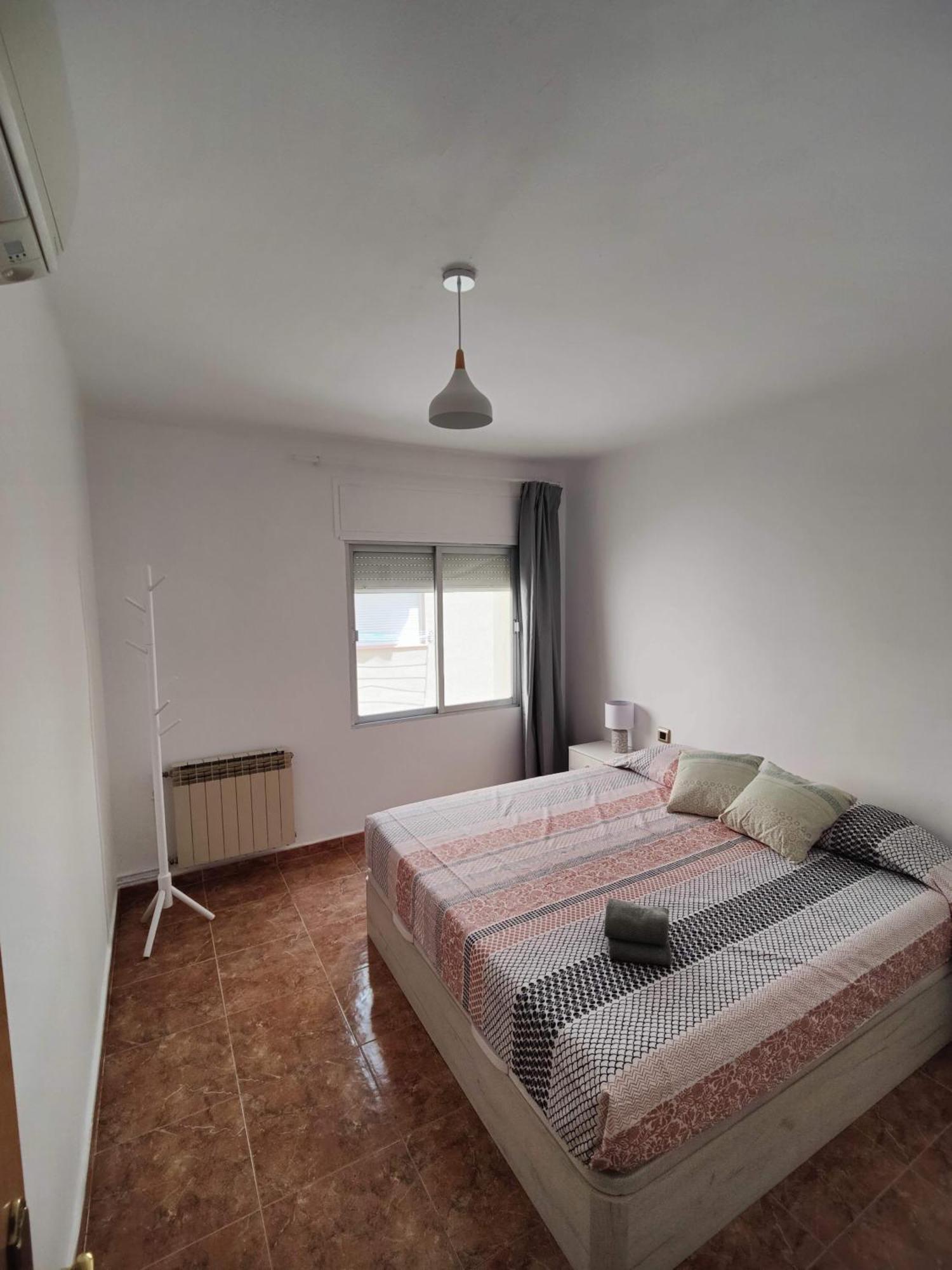 Sunny Flat With Balcony And Sea Views Apartamento Cambrils
