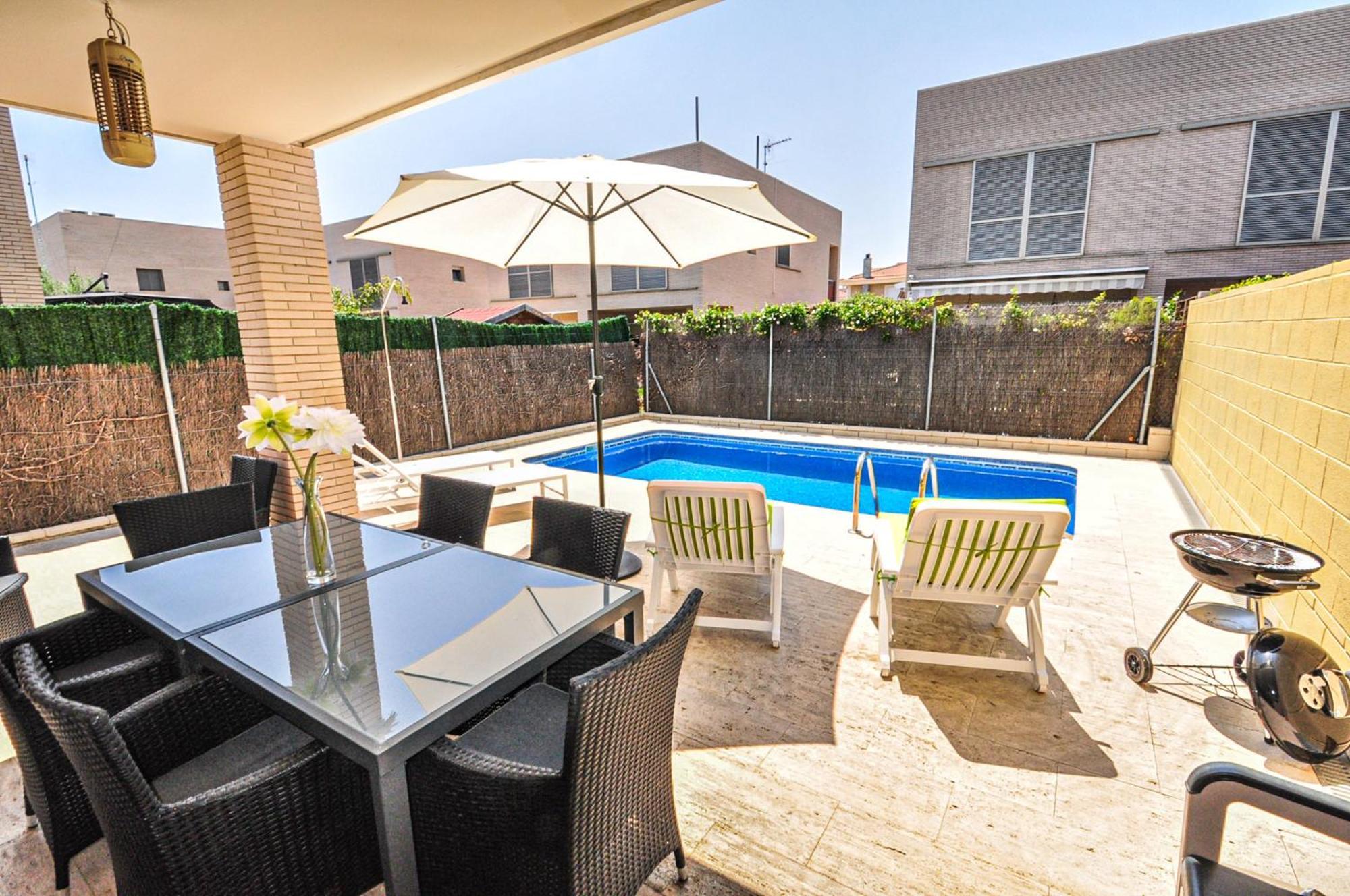 Magnolia - Only Families Cambrils