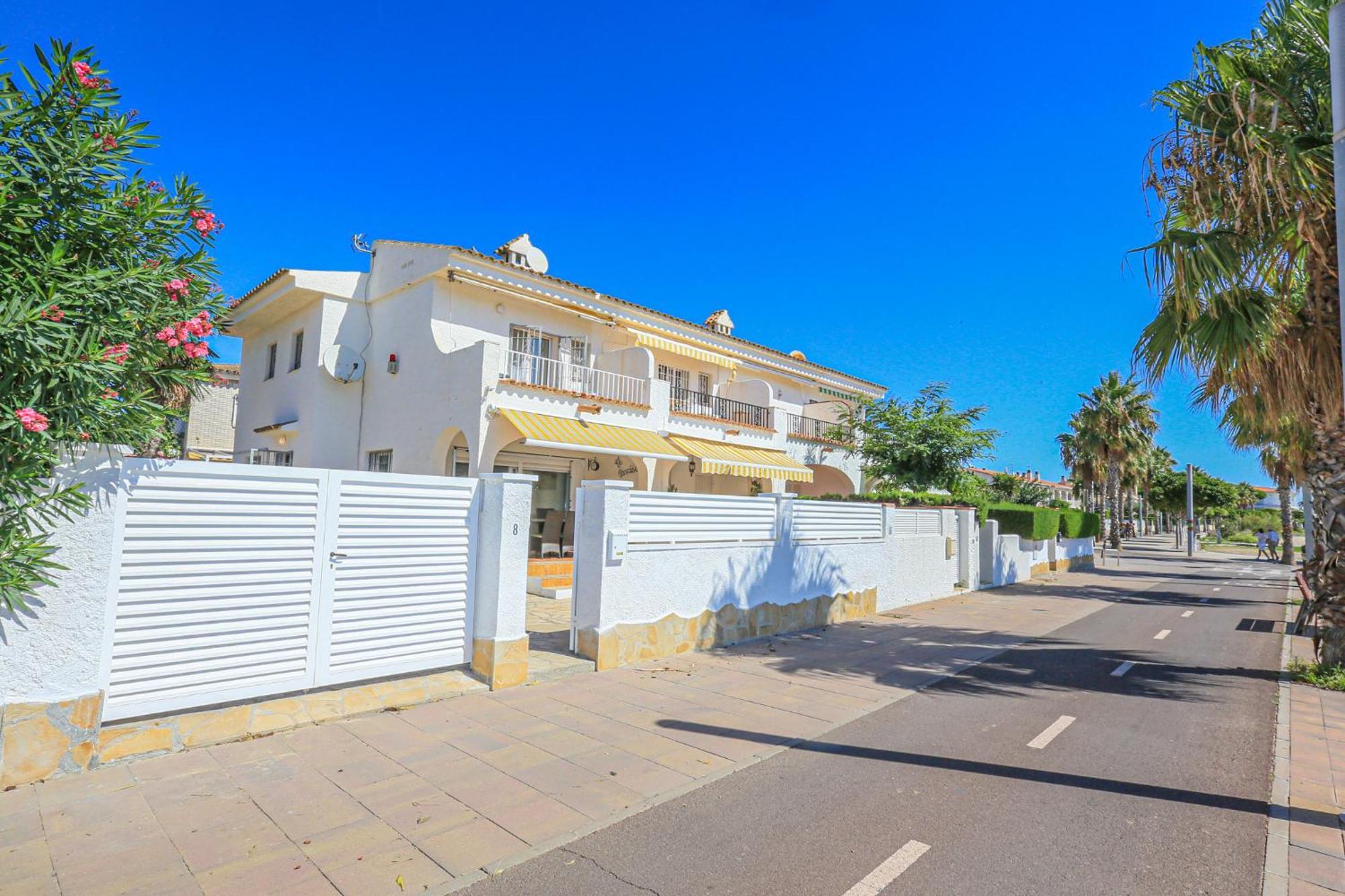 Сasa de vacaciones Litoral Costa Dorada - Villa Laura II Only Families *
