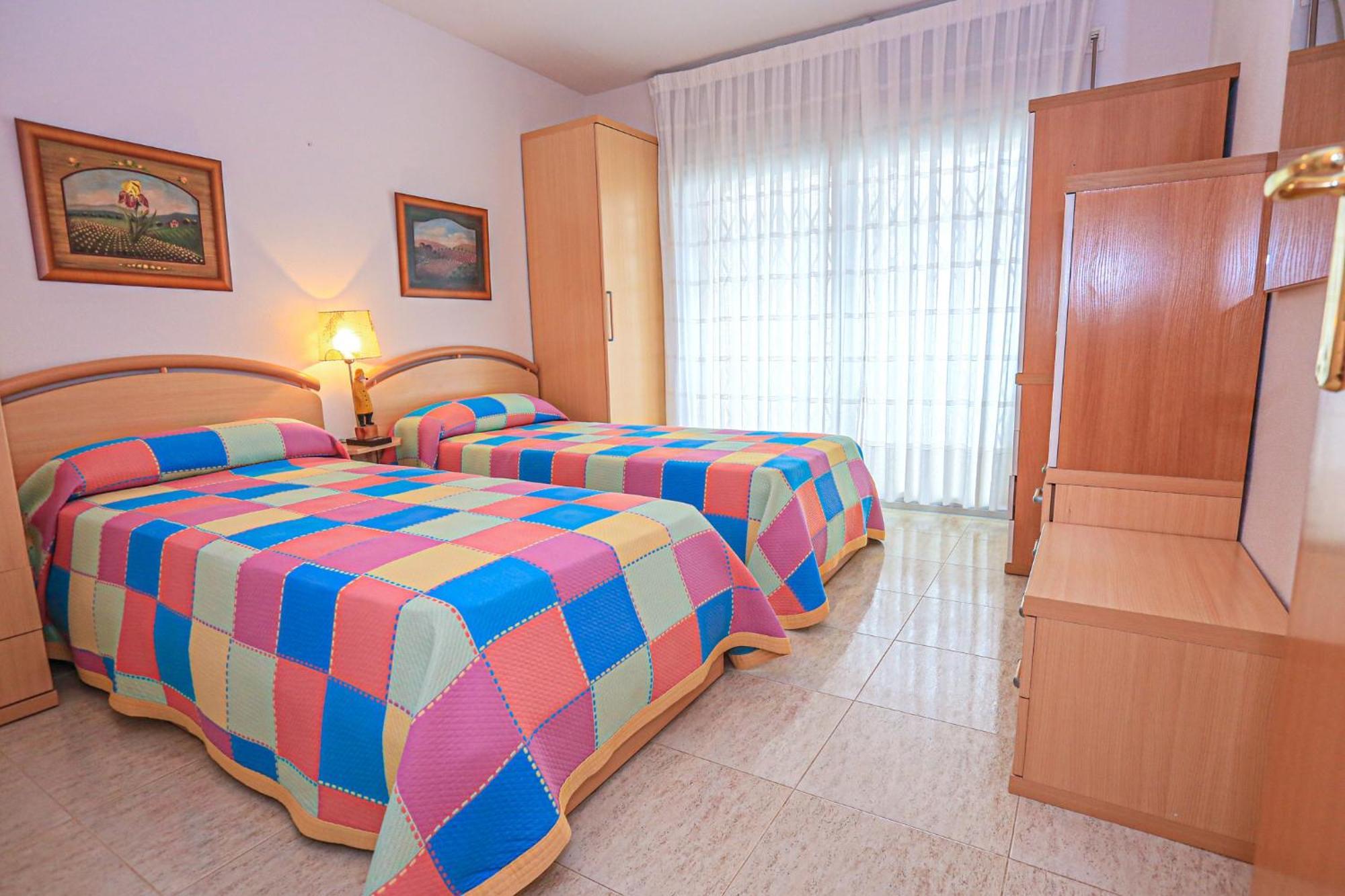 Holiday home Litoral Costa Dorada - Tarongers Only Families *