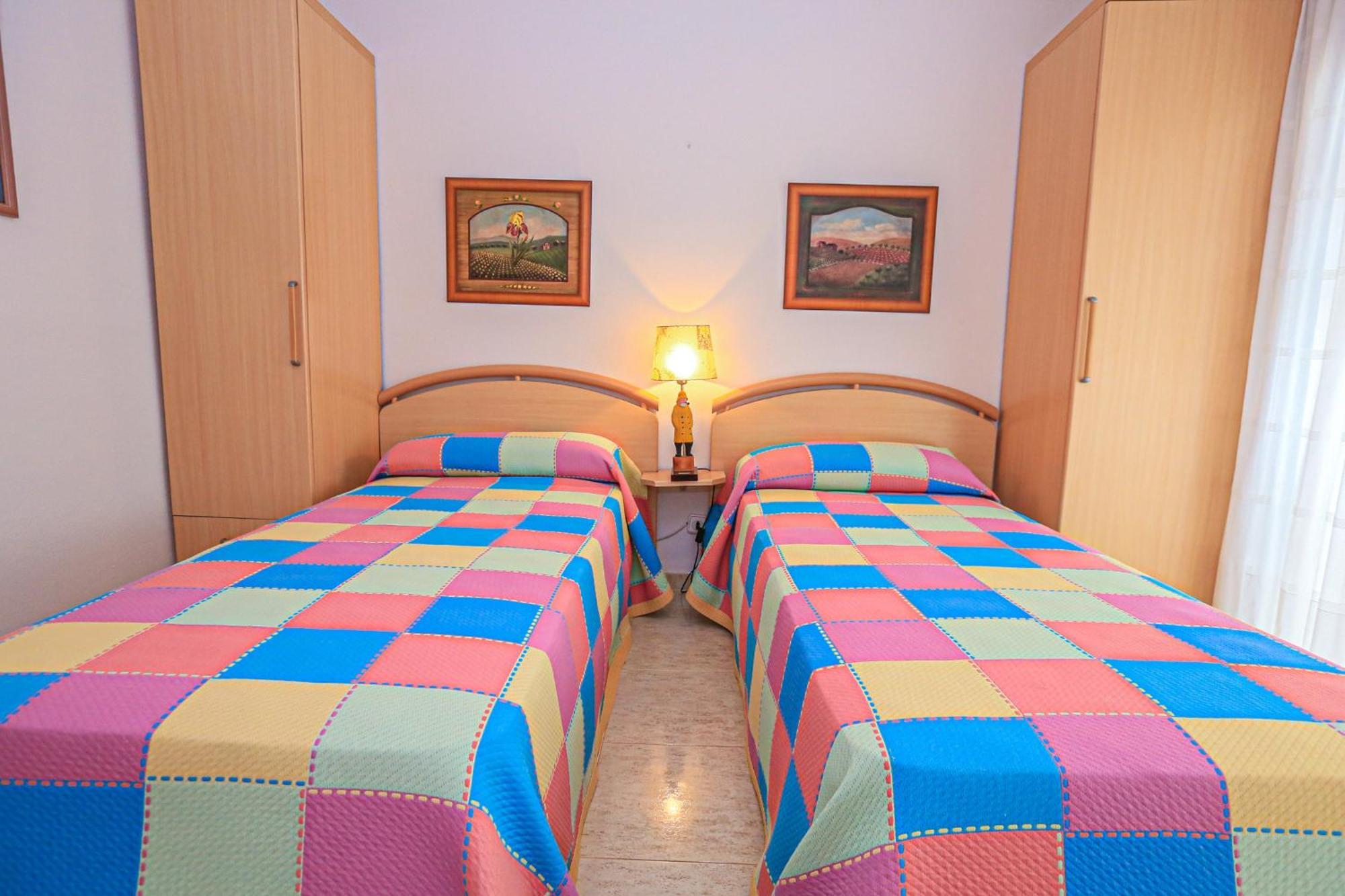 Litoral Costa Dorada - Tarongers Only Families *