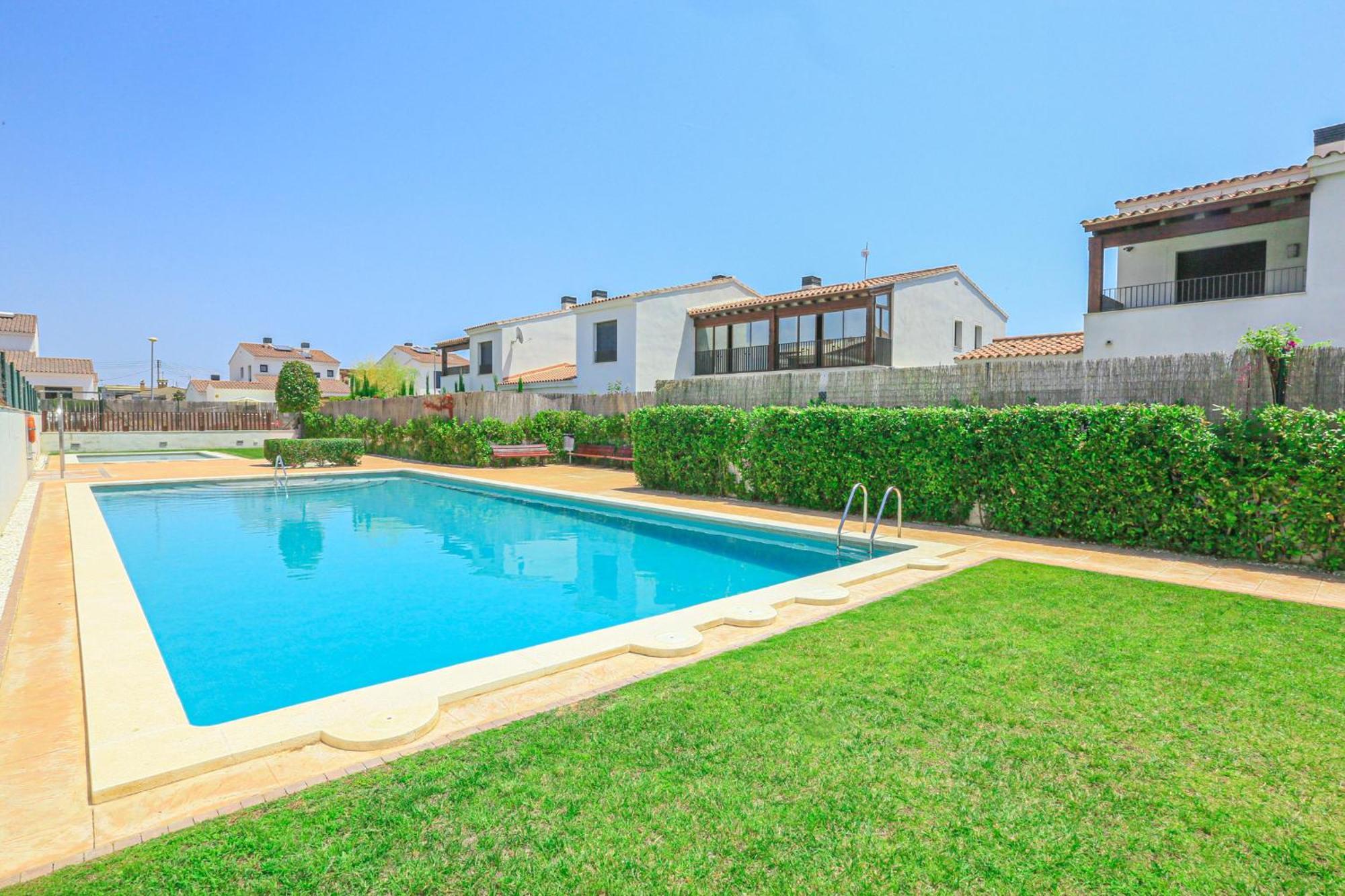 Passeig Del Mar - Only Families