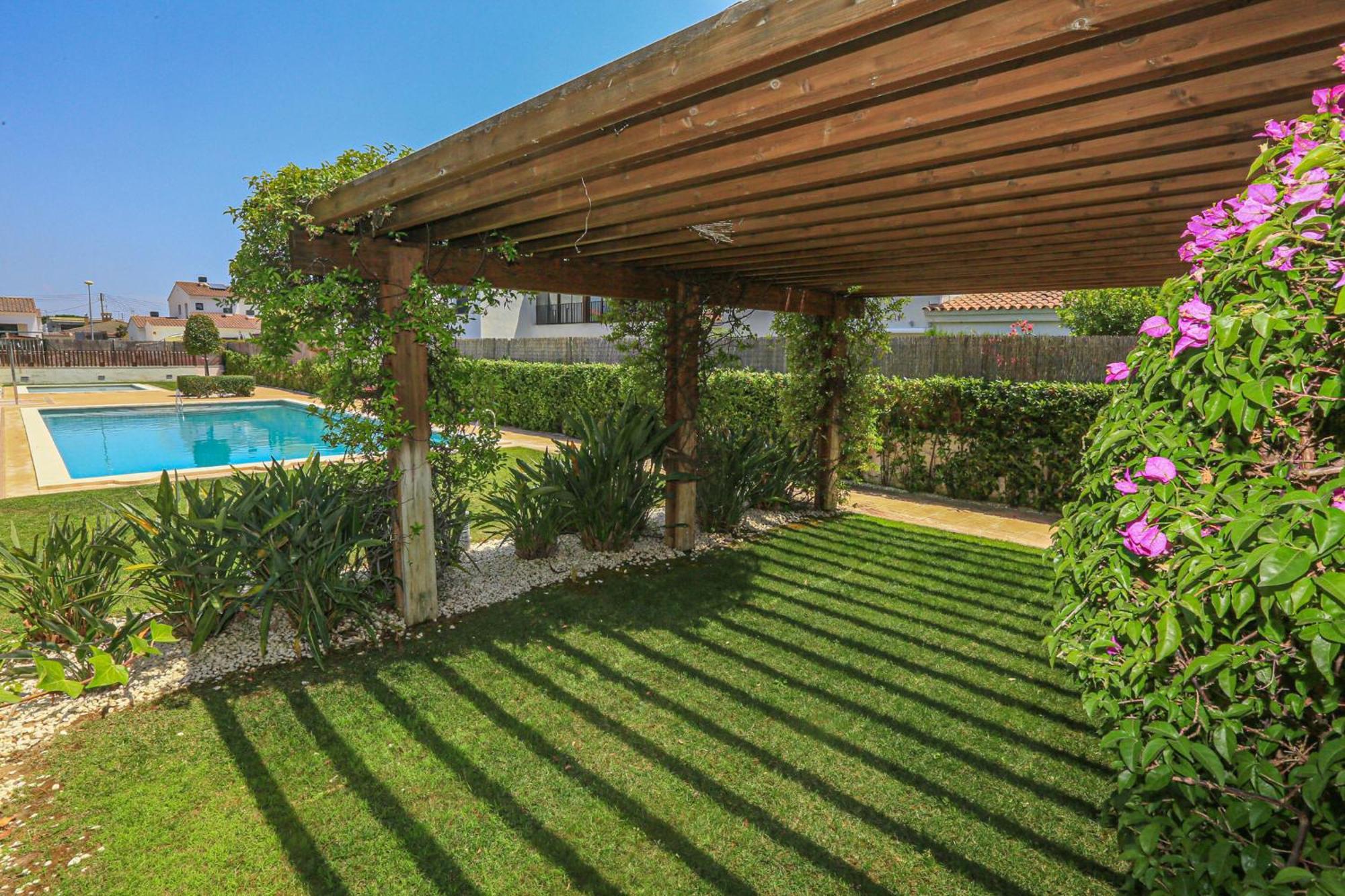 Passeig Del Mar - Only Families Holiday home