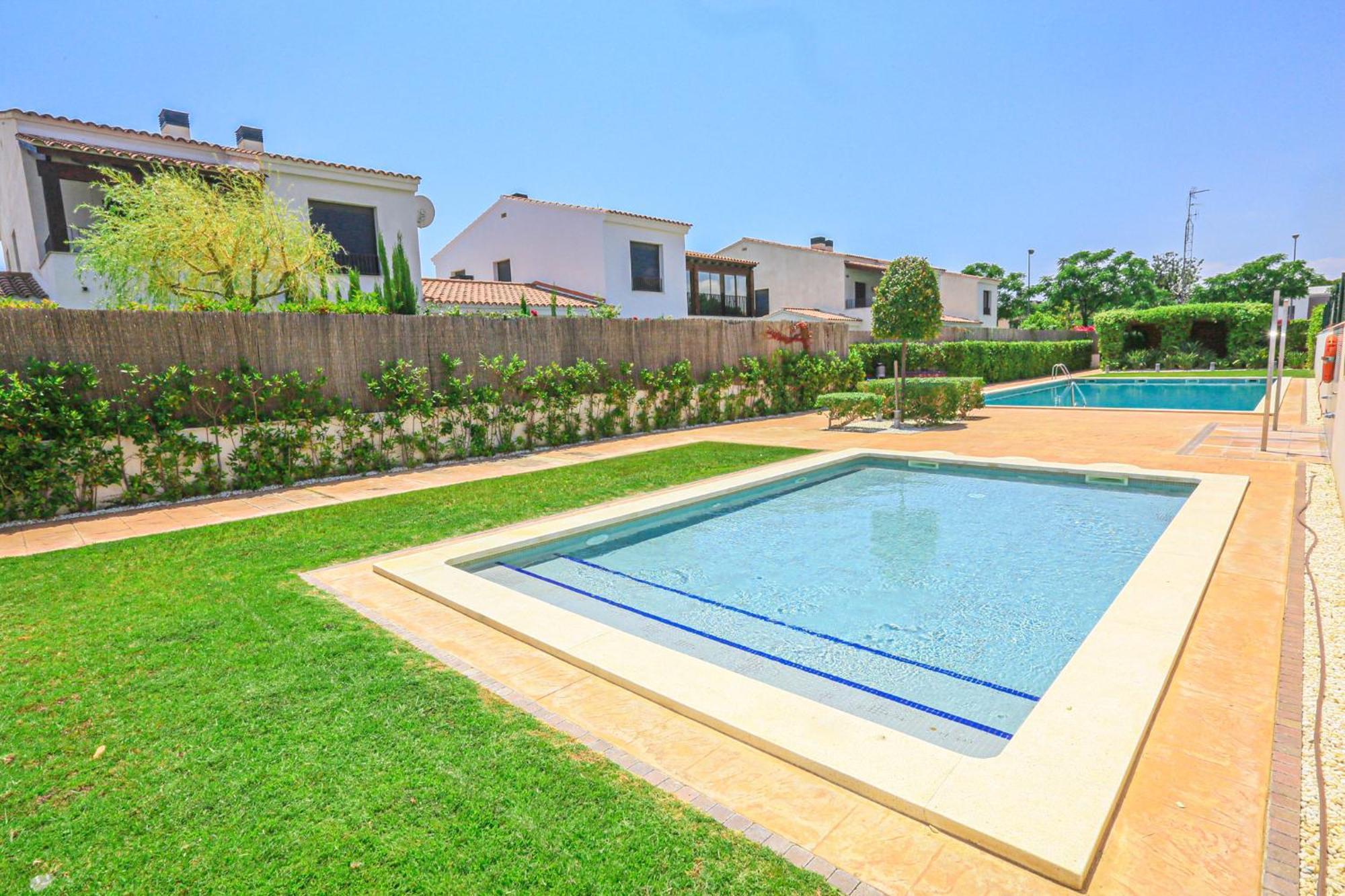 Passeig Del Mar - Only Families Holiday home *