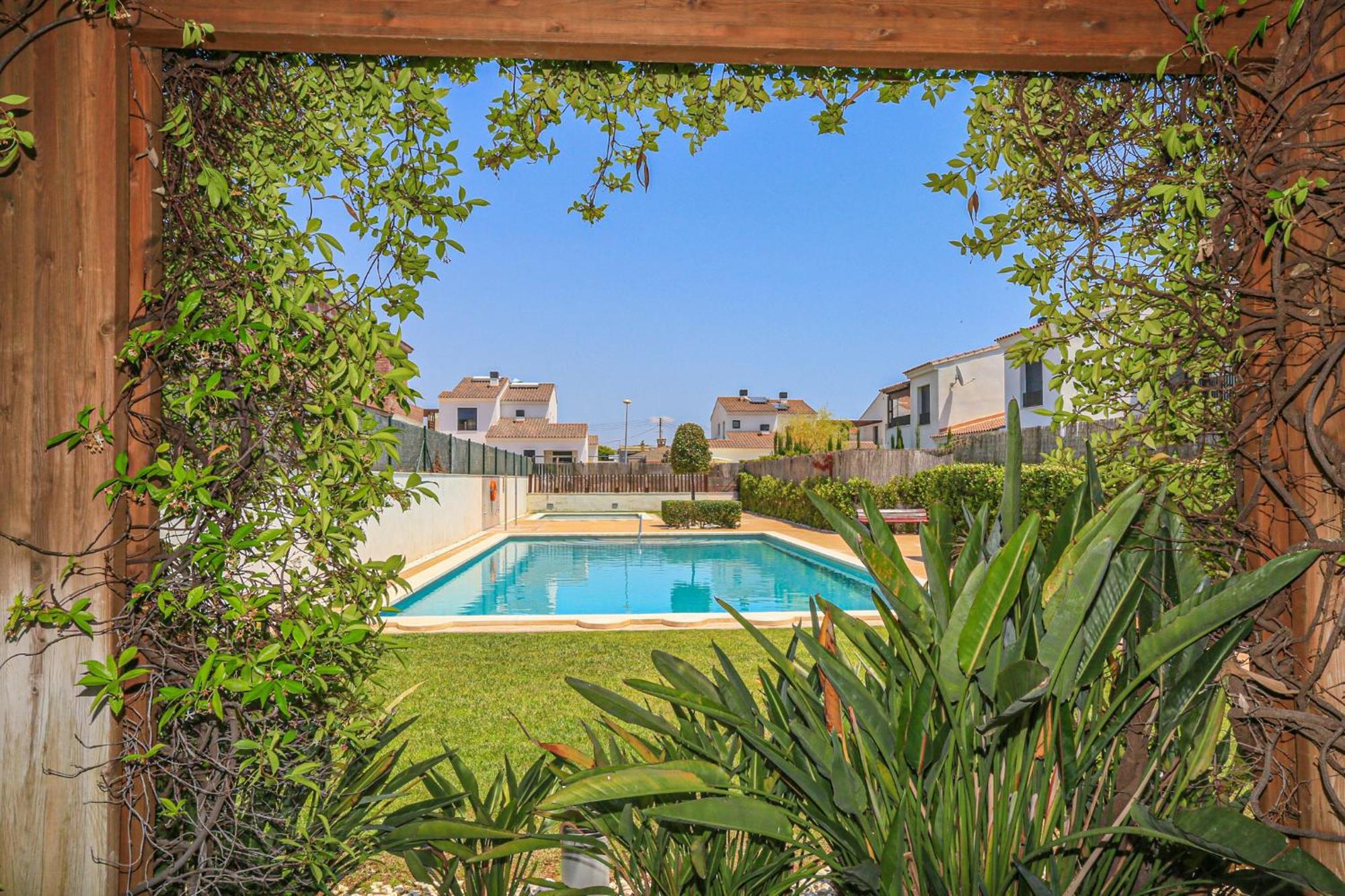 Passeig Del Mar - Only Families *