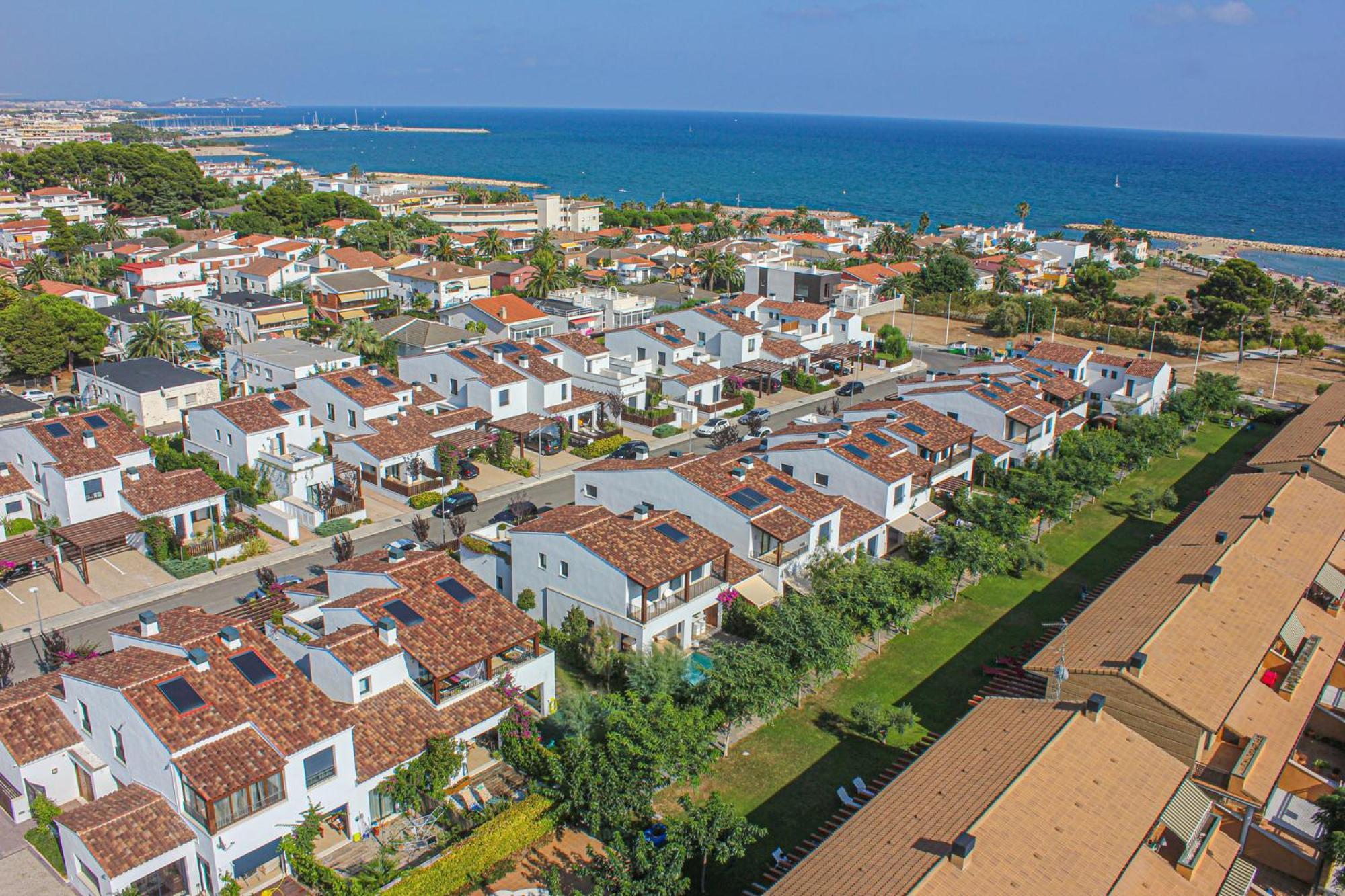 Litoral Costa Dorada - Passeig Del Mar Only Families Сasa de vacaciones *