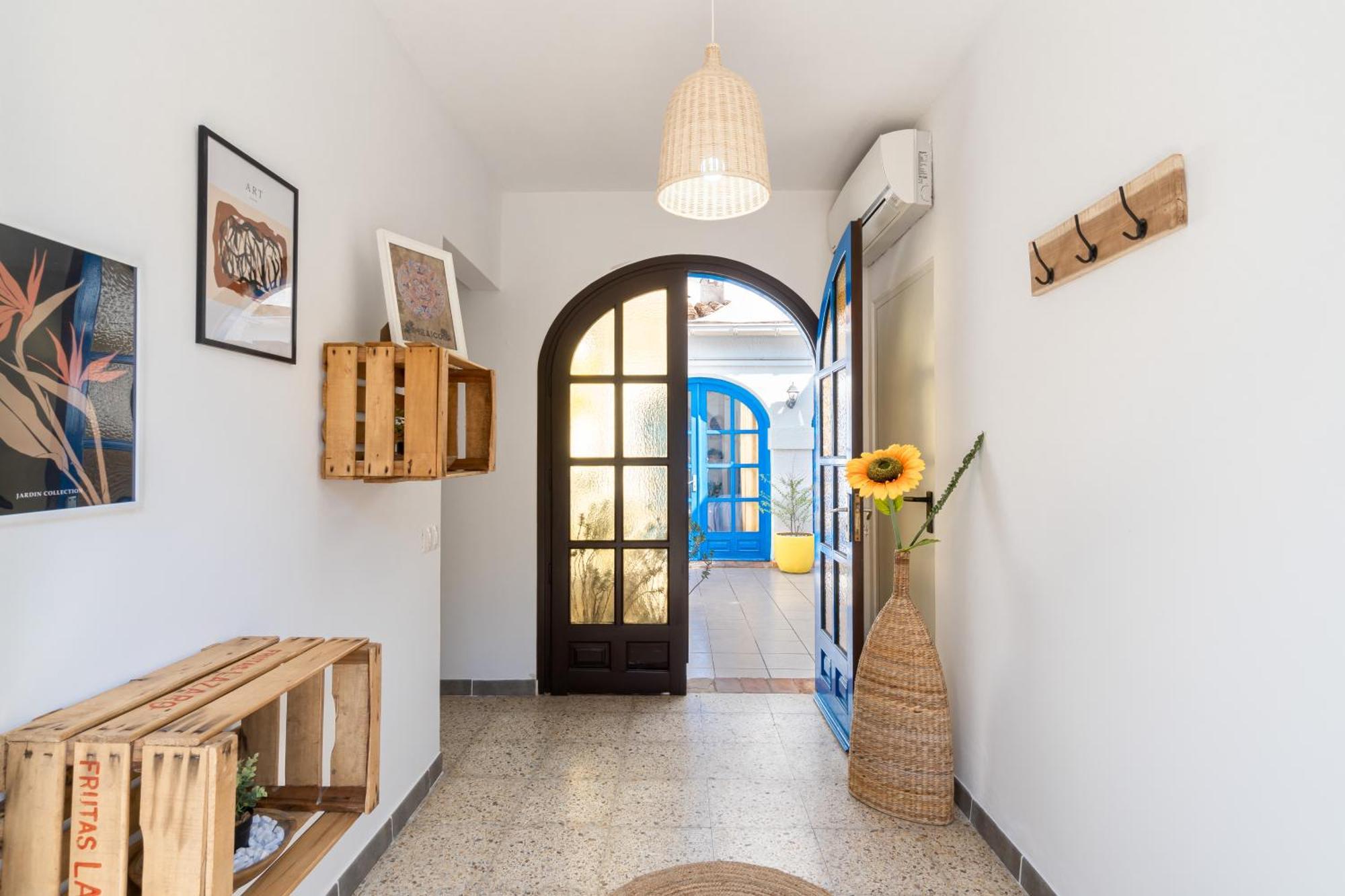 Holiday home Mediterranean House - - Relax & Style For 8 Pax