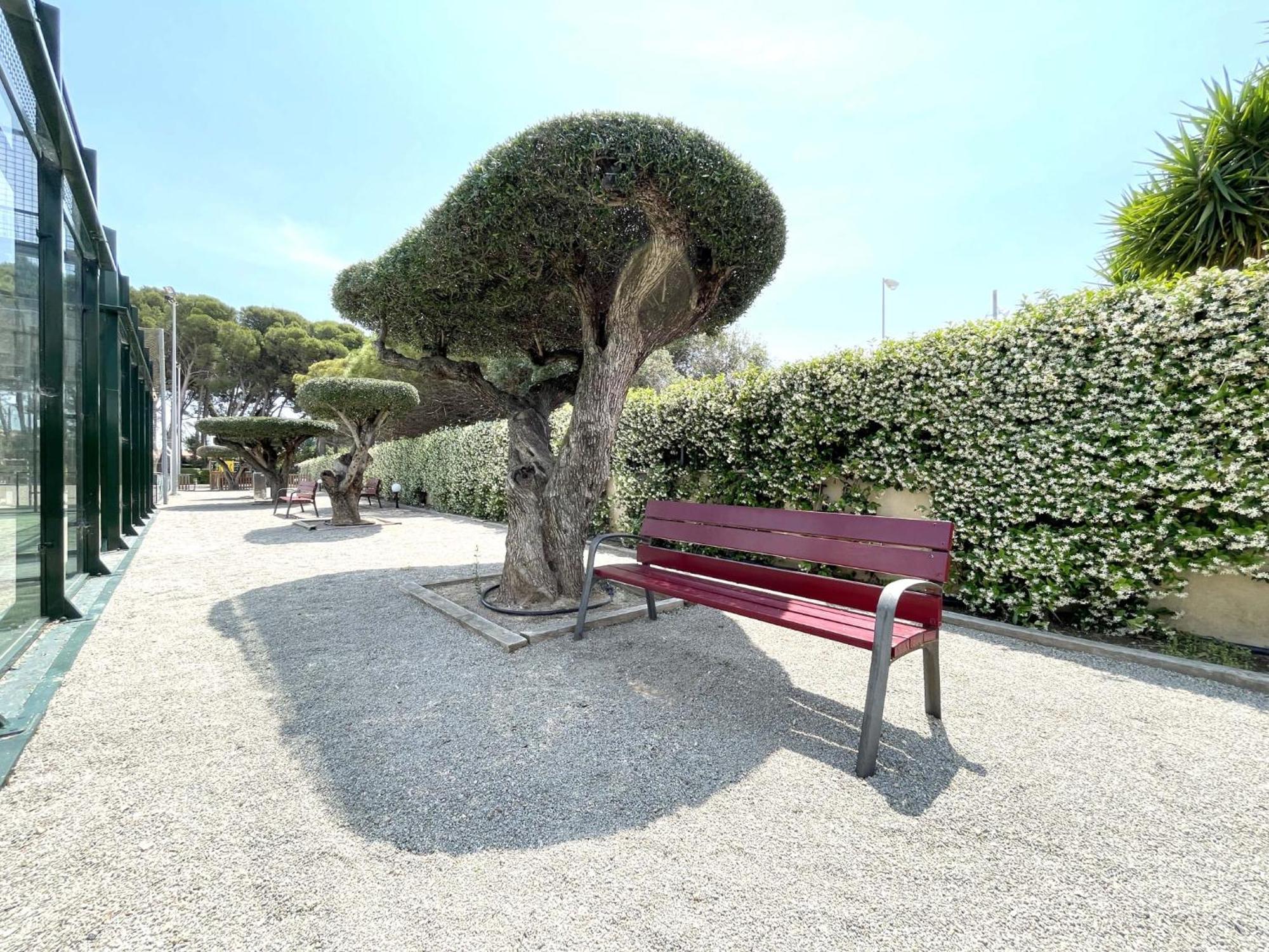 Luxurycambrils Resort&spa *