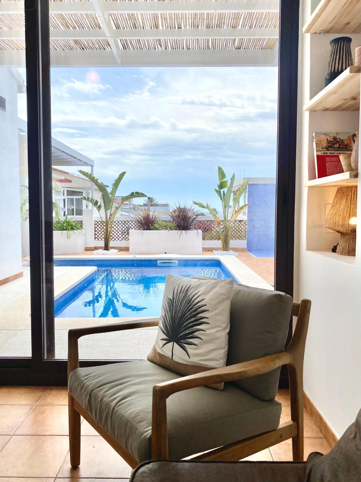 Casa Vela Blanca Vista Al Mar - - *