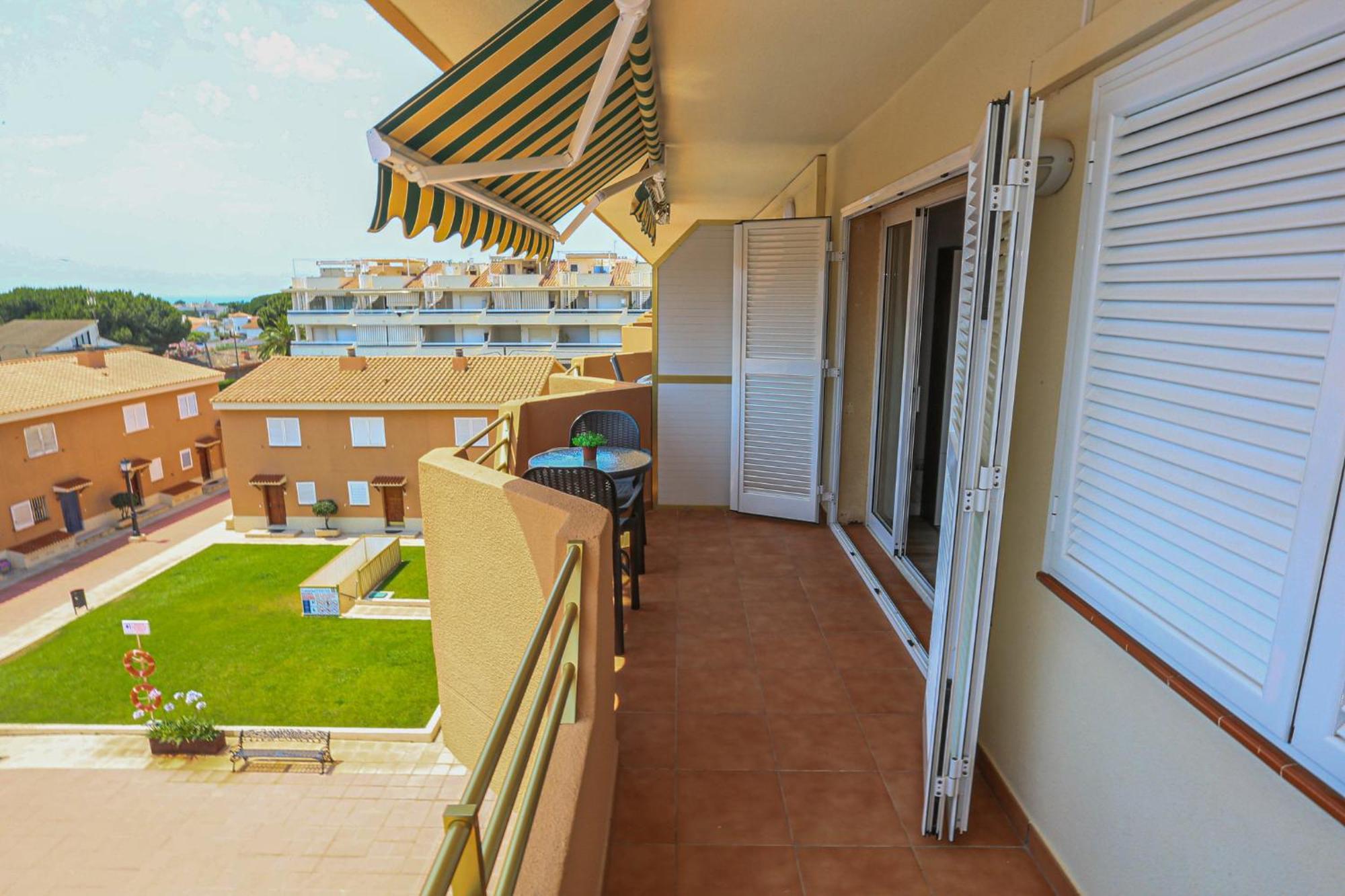 Itxas Lur - Only Families -