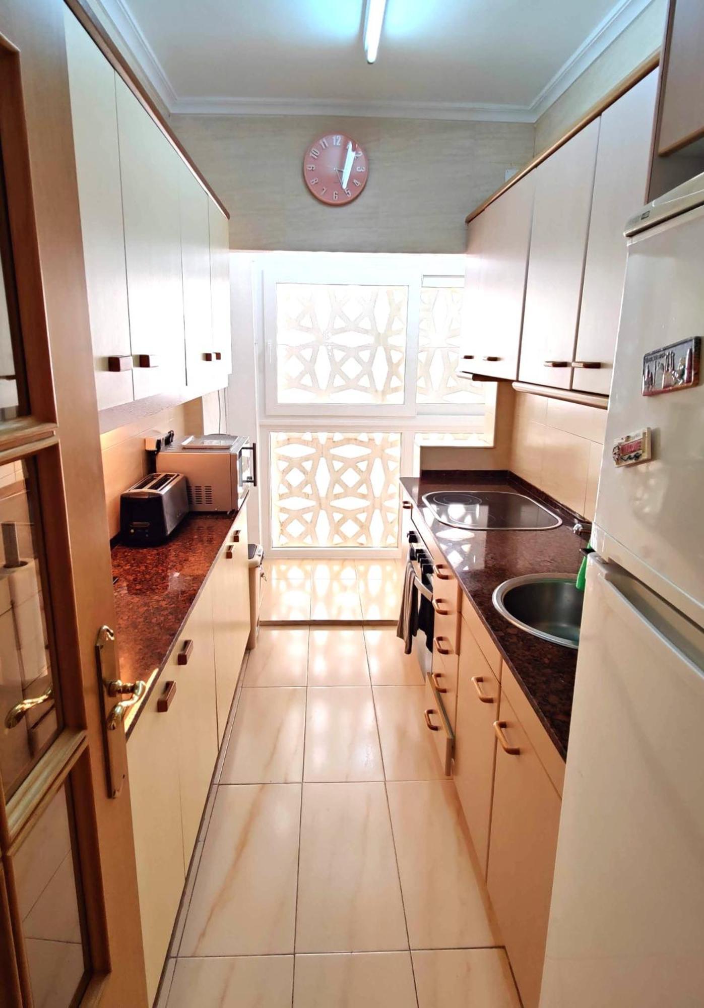 Sunny Flat With Balcony And Sea Views Apartamento