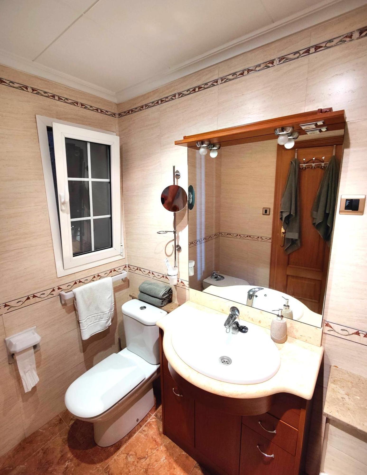 Apartamento Sunny Flat With Balcony And Sea Views *