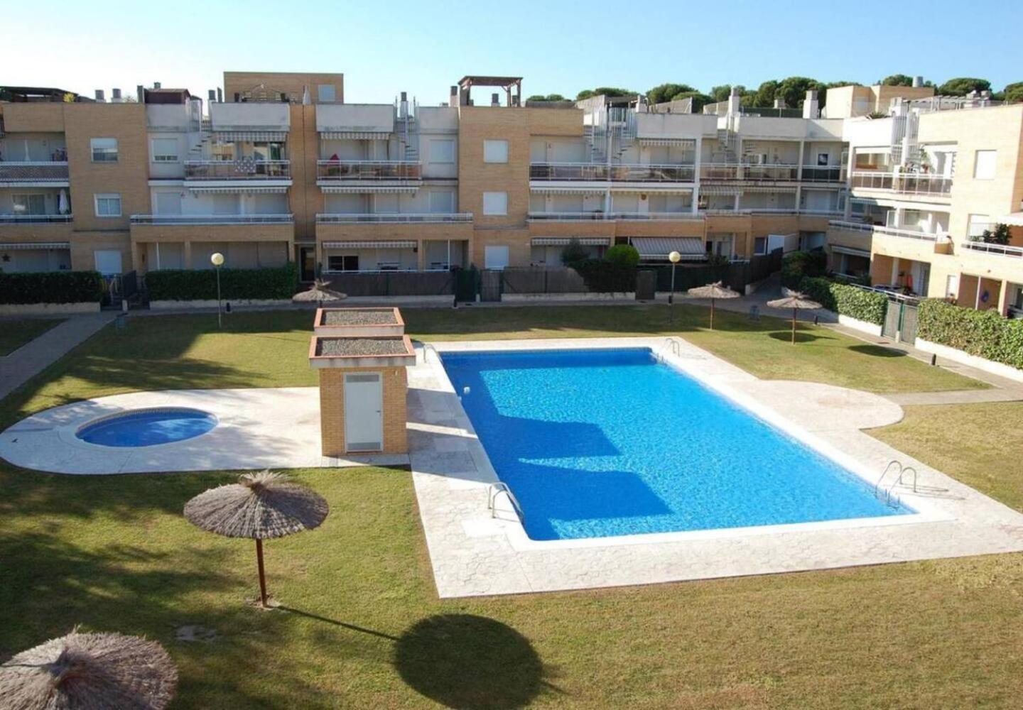 Haven:2br+2bth+wf+pool
