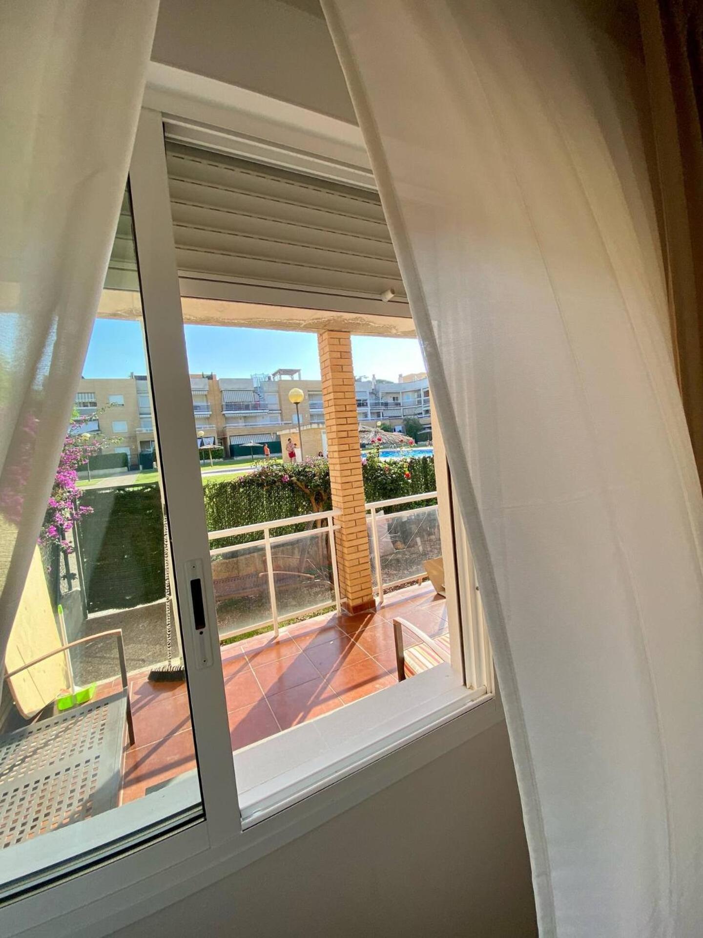Haven:2br+2bth+wf+pool Cambrils